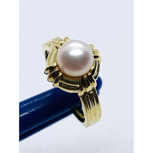Tiffany & Co 18K 750 Yellow Gold Pearl Ring 6.2mm Akoya Pearl - Picture 2 of 8